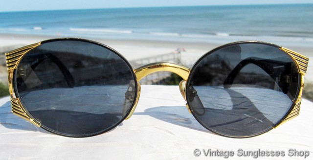 Fendi Vintage Gold Tortoise Logo Sunglasses FS 214 – Amarcord Vintage  Fashion