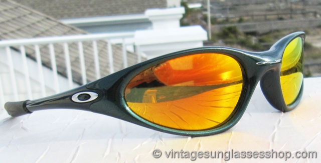 Oakley Minute Glitter Ruby Iridium Sunglasses