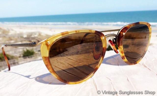 Vintage Sunglasses For Men and Women - Page 312