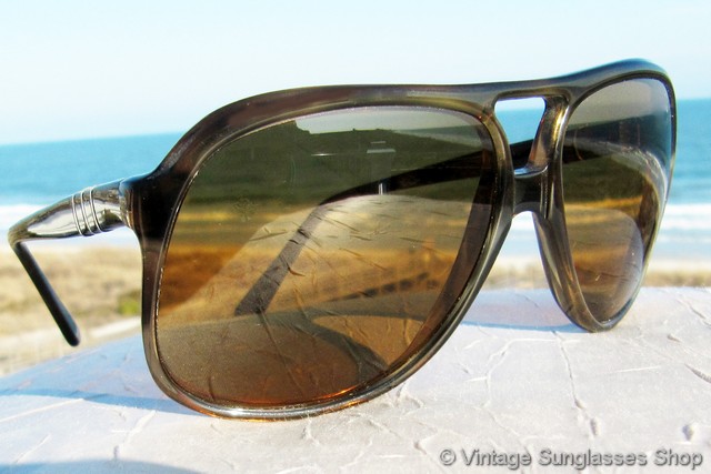 Vintage Sunglasses For Men and Women - Page 197