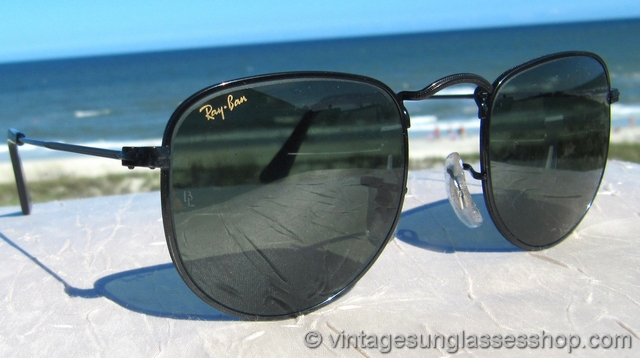 Ray-Ban W2299 Classic Metals Sunglasses