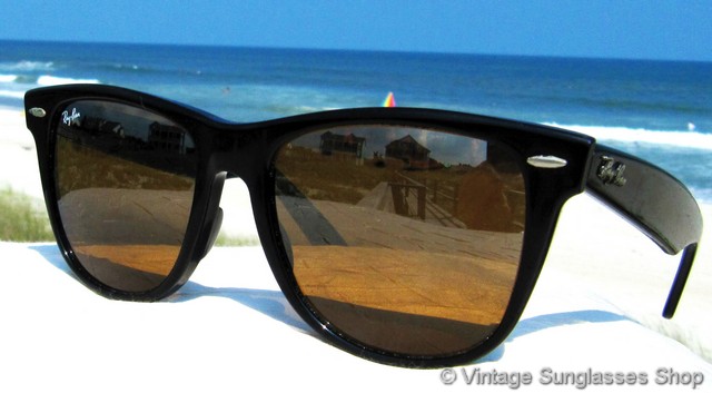 Ray-Ban W0758 Black Top Gradient Mirror Wayfarer II Sunglasses