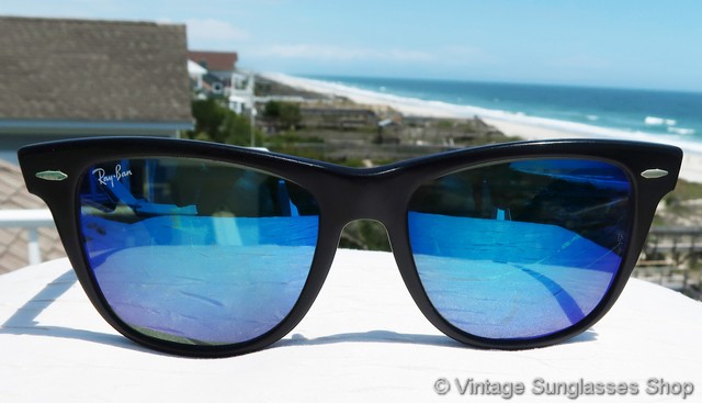 Ray-Ban Wayfarer Blue Mirror Sunglasses