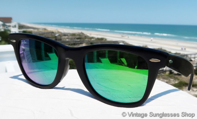 Ray-Ban Wayfarer Green Mirror Sunglasses