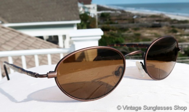 Vintage Sunglasses For Men and Women - Page 21